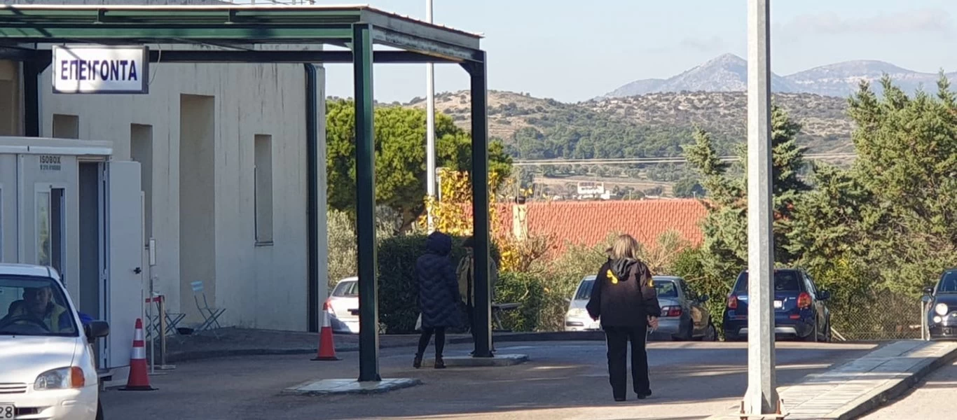 Έγκλημα στο ΚΥ Καλυβίων: Συνελήφθη ο δράστης - «Μου είχε κάνει μάγια και για αυτό τον σκότωσα»